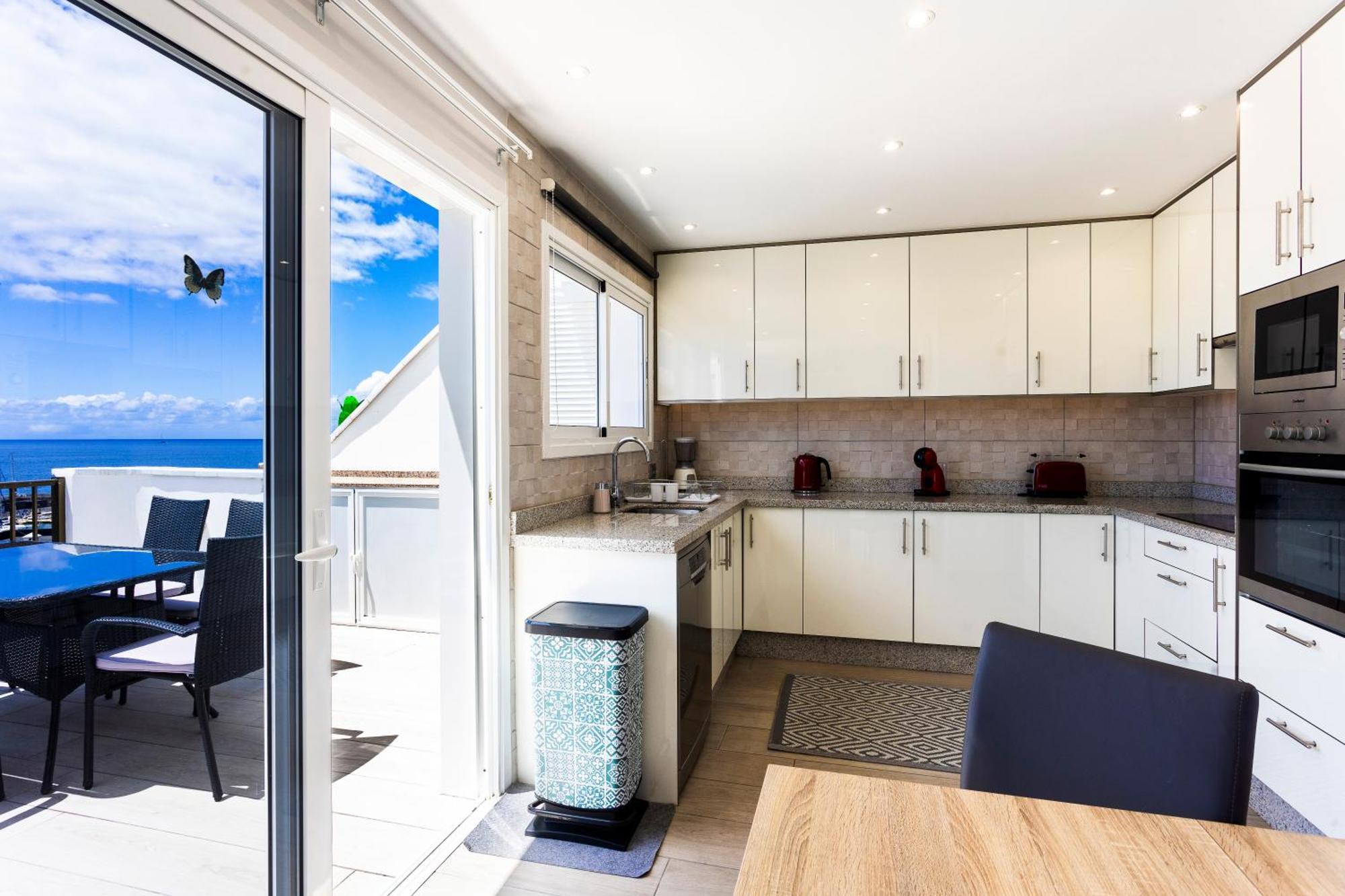 Ocean Panorama - 3 Ac Bedrooms, Private Garage, New Pool, 2 Bathrooms, Tv Channels Acantilado de los Gigantes ภายนอก รูปภาพ