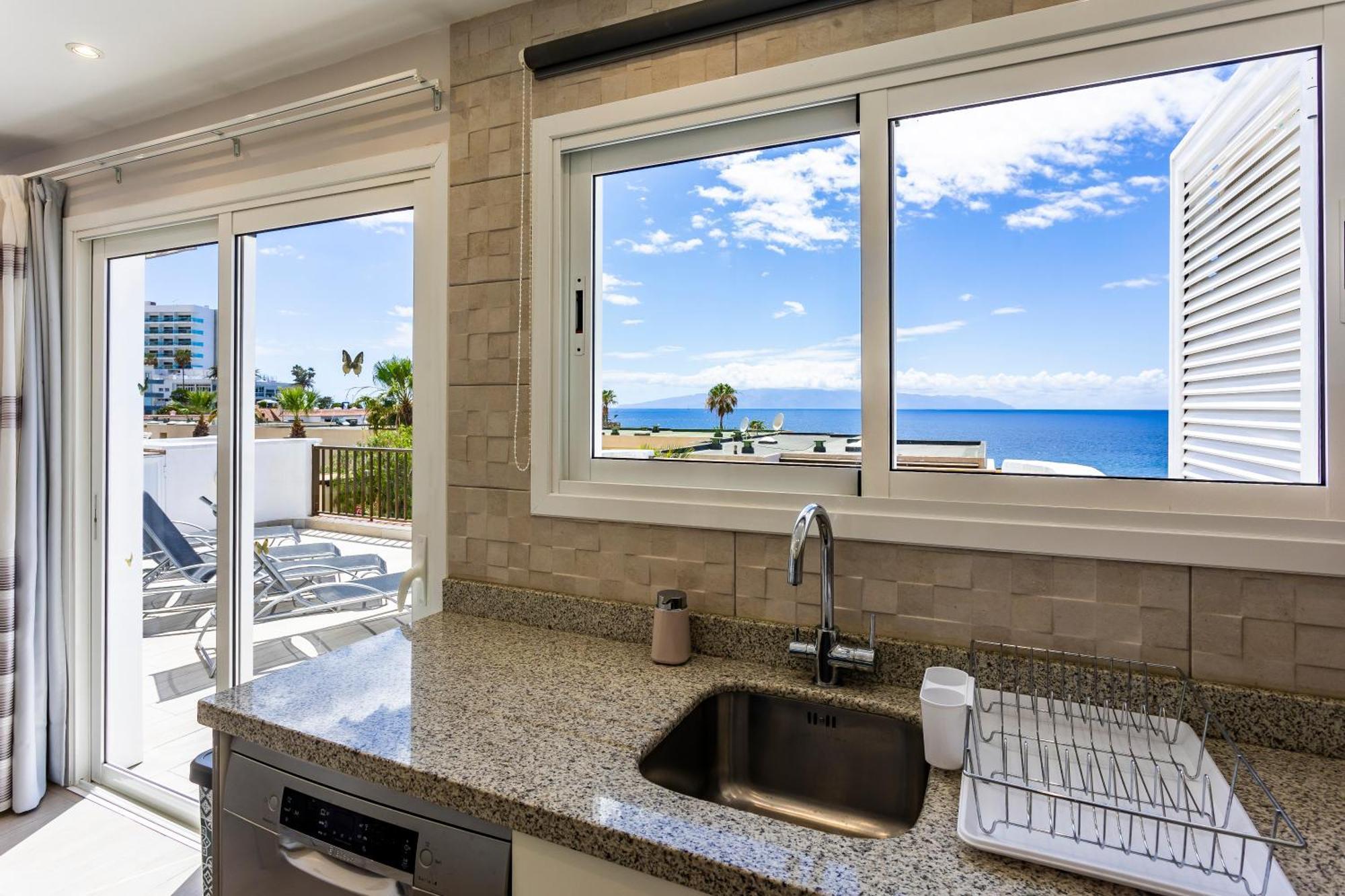 Ocean Panorama - 3 Ac Bedrooms, Private Garage, New Pool, 2 Bathrooms, Tv Channels Acantilado de los Gigantes ภายนอก รูปภาพ
