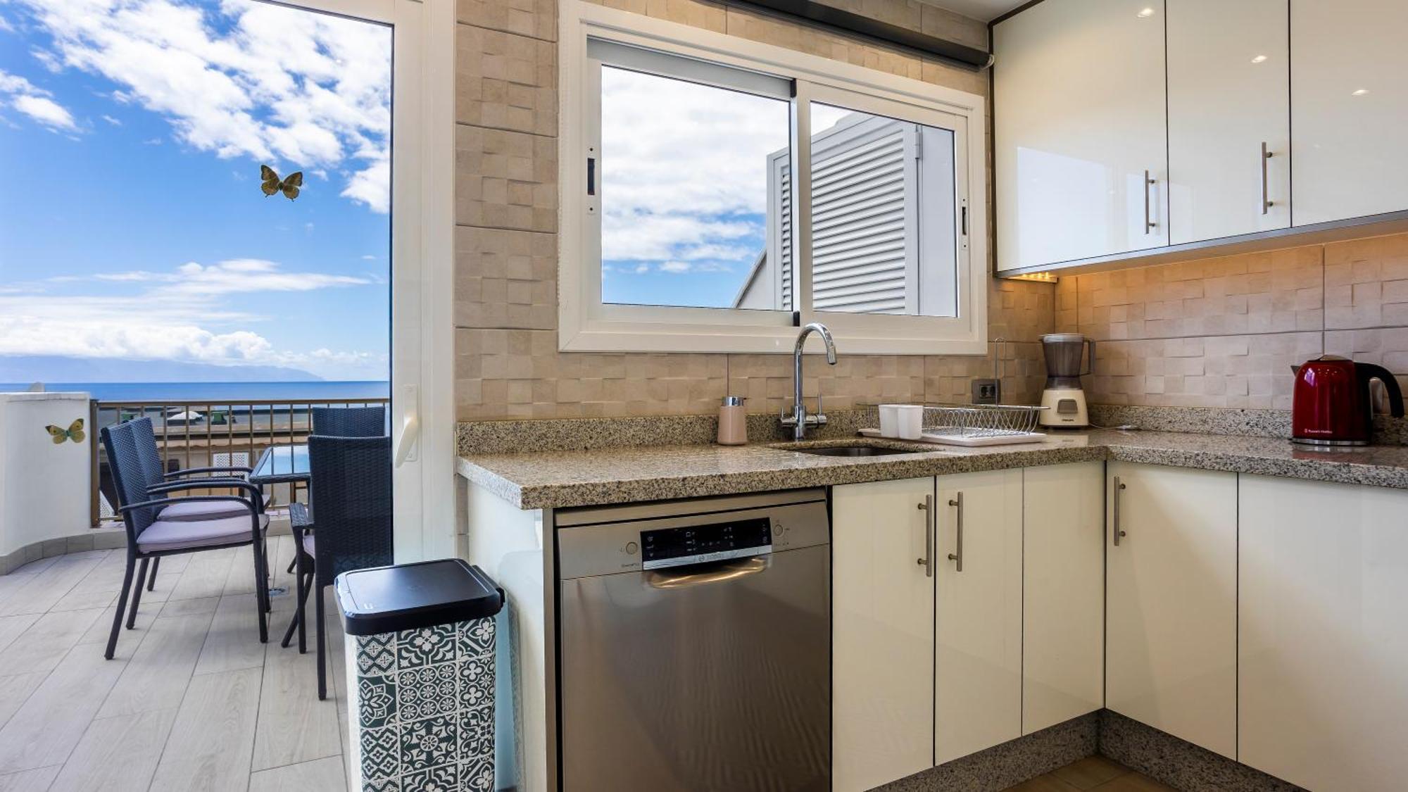 Ocean Panorama - 3 Ac Bedrooms, Private Garage, New Pool, 2 Bathrooms, Tv Channels Acantilado de los Gigantes ภายนอก รูปภาพ